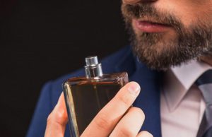 آیا استفاده از عطر روزه را باطل می کند