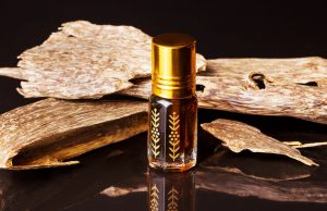 عطر عود چیست